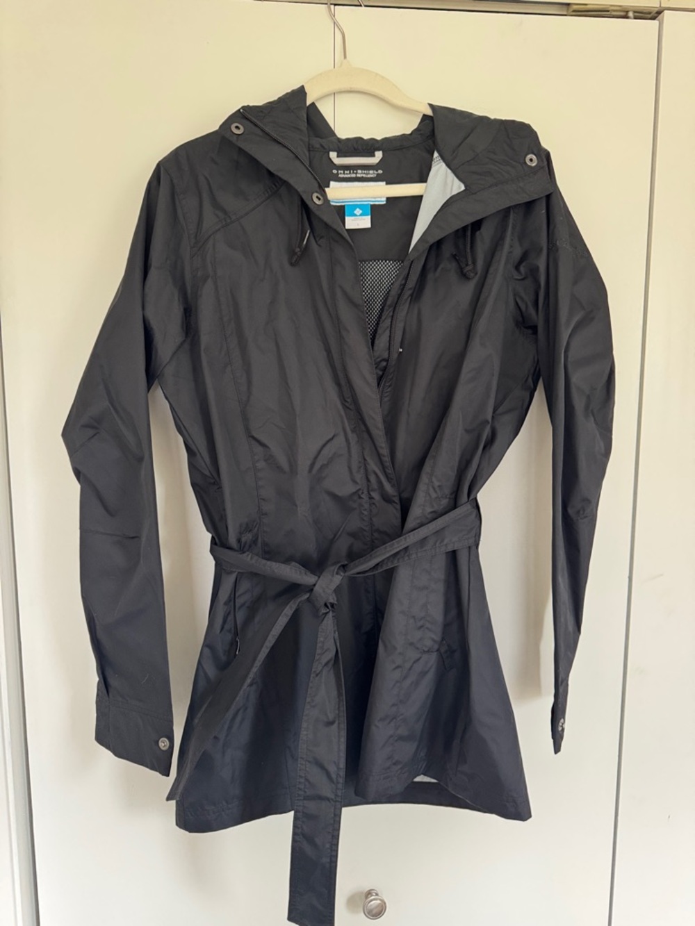 Columbia Black Hooded Belted Rain Jacket